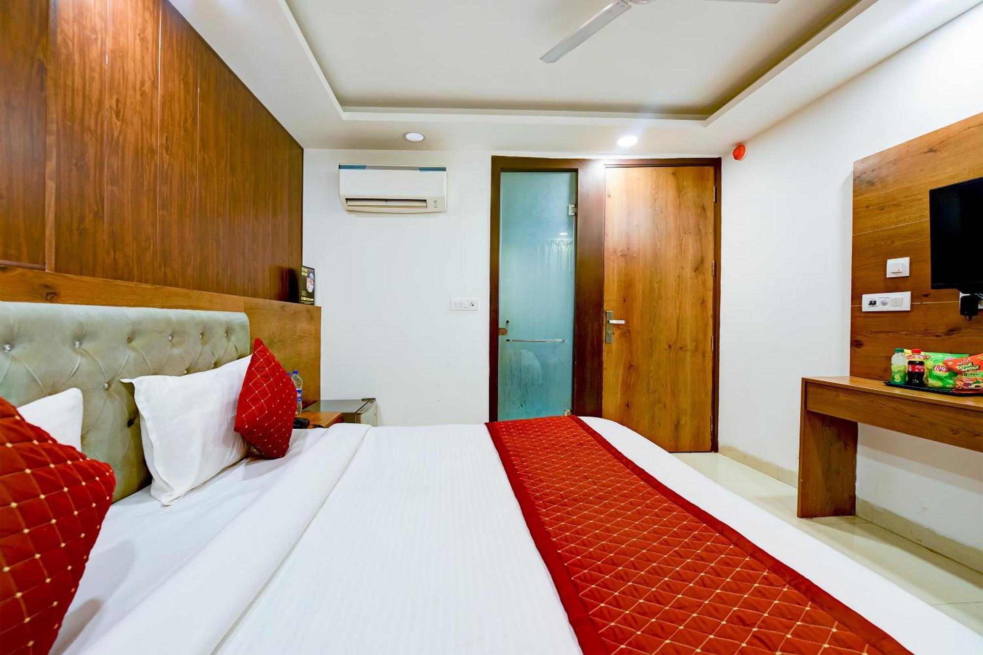 Glory Inn Near Delhi International Airport New Delhi Exterior photo